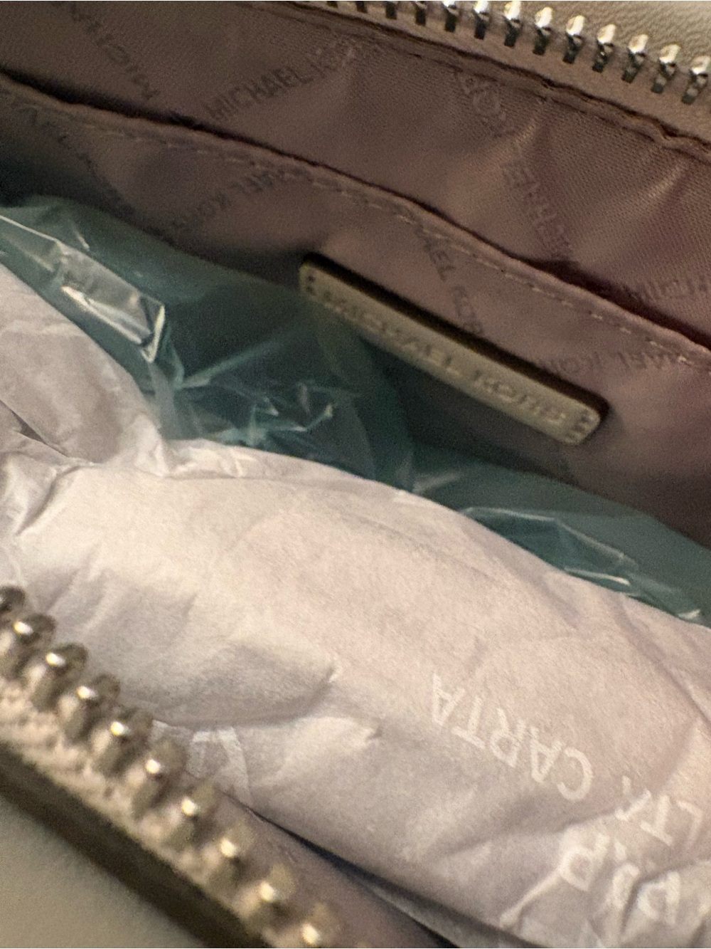 NEW AUTHENTIC Michael Kors Crossbody Handbag - Picture 11 of 16